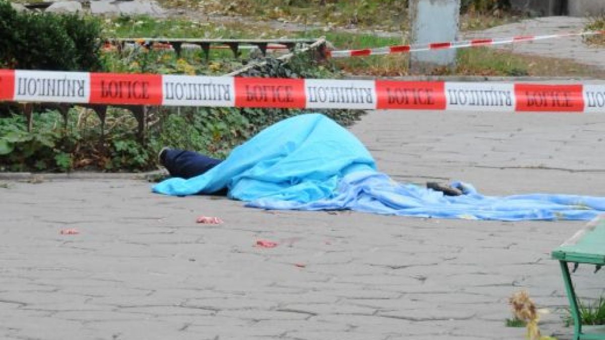 Извънредно в БЛИЦ! Труп на пазара във Варна на Велика събота!