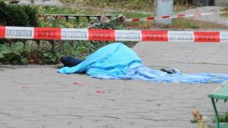 Извънредно в БЛИЦ! Труп на пазара във Варна на Велика събота!