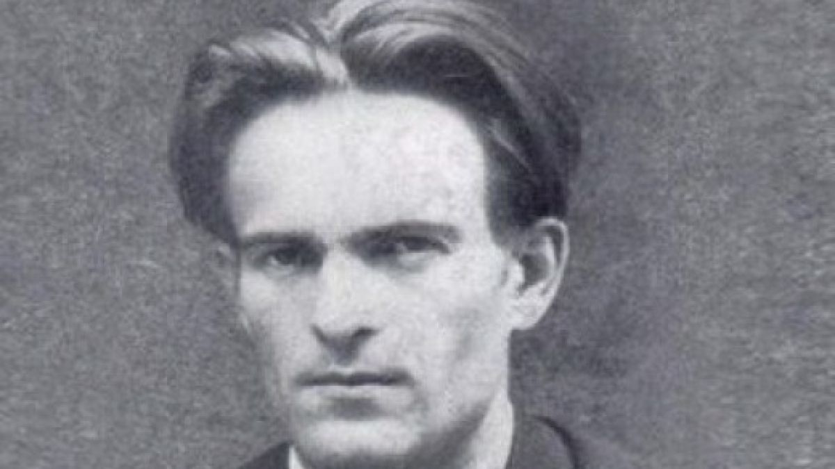 Наследници на Вапцаров ще съдят България в Страсбург след скандала в Банско