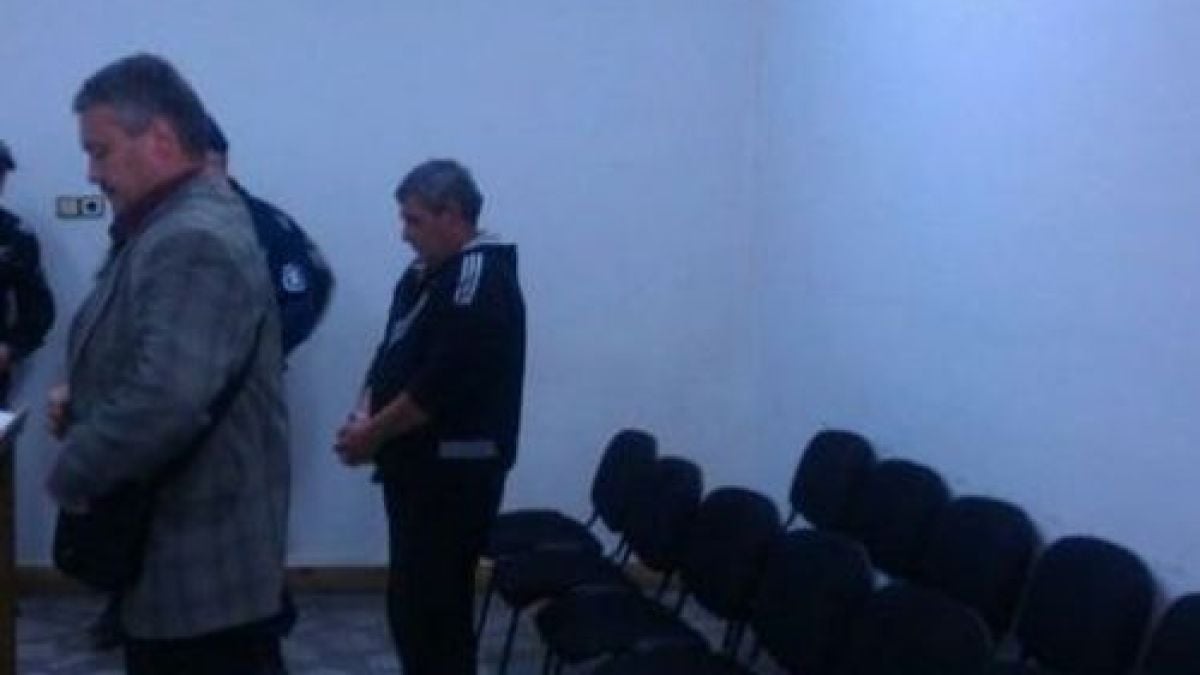 Съвестта загриза пияния джигит, който помля майка с дете на зебра в Карлово