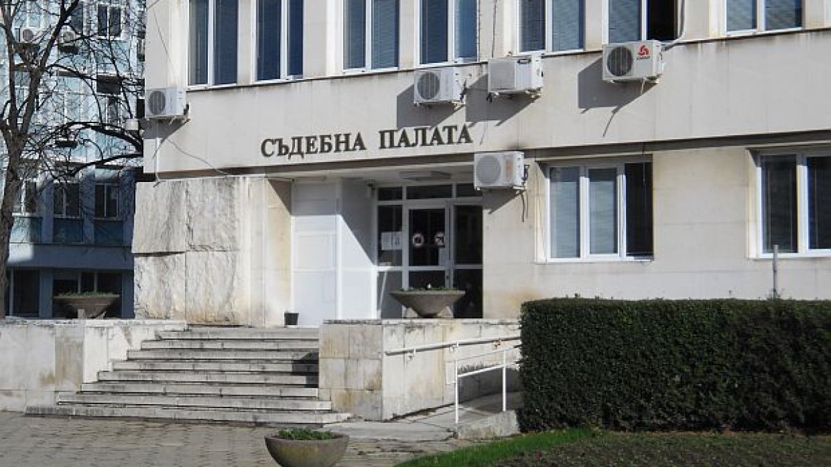 13-годишен осъди застраховател да плати за смъртта на баща му