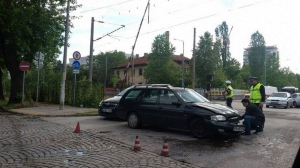 Прокуратурата погна шофьор под пагон, причинил автомеле навръх Гергьовден