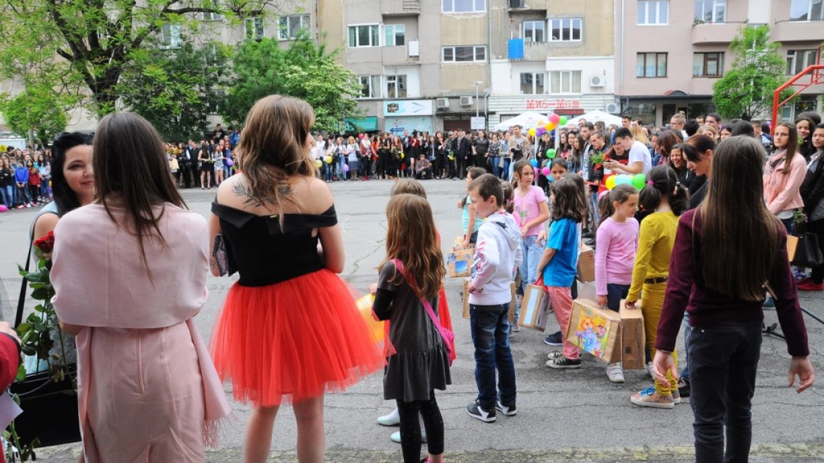 Тревожна драма, разтърси Пловдив: Първокласничката Дария и дружката й изчезнаха мистериозно! 