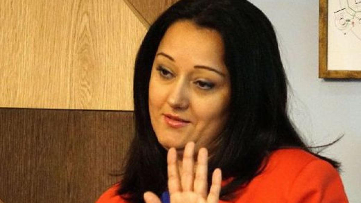 Министър Павлова посочи критичните точки по пътищата заради започналите големи ремонти 