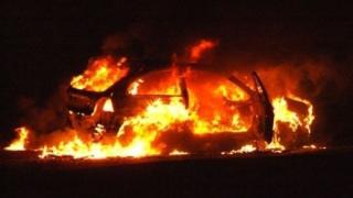 Разсеян тенекеджия запали кола в автоморга с фас 