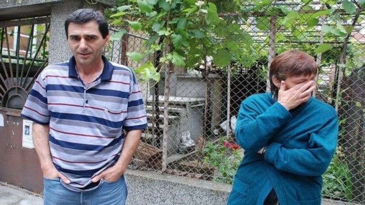 Само в "ШОУ": Български студент изчезна... в американското посолство?