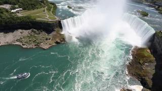 Невиждана от 1 век гледка в Ниагарския водопад ВИДЕО