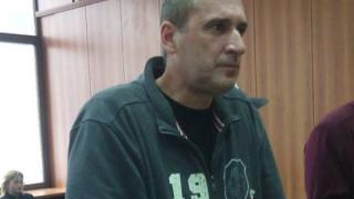 Само в БЛИЦ! Ексченгето, обвинено за зверското убийство на родителите си, излиза на свобода
