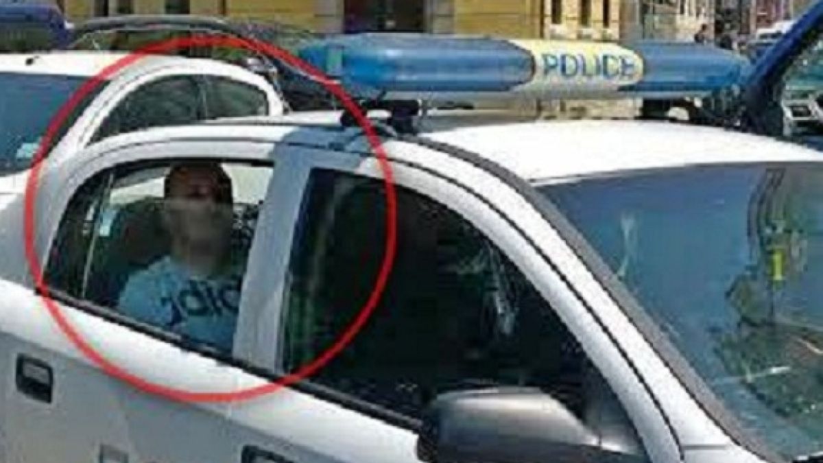 Акцията в Бургас удари конкурент на Митьо Очите (СНИМКИ)