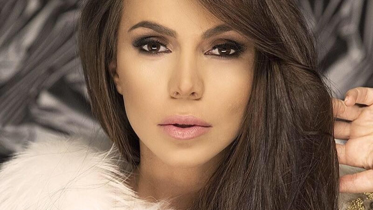 Алисия сподели кой е любимият й цвят 