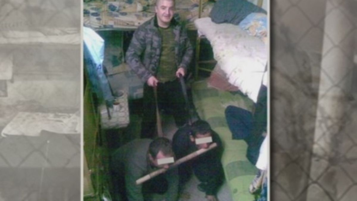 Извращения, гаври и групови изнасилвания в затвора в Белене (СНИМКИ 18+)