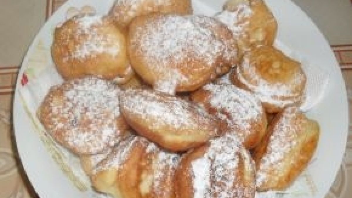 Няма по-вкусна закуска от тиганиците на баба