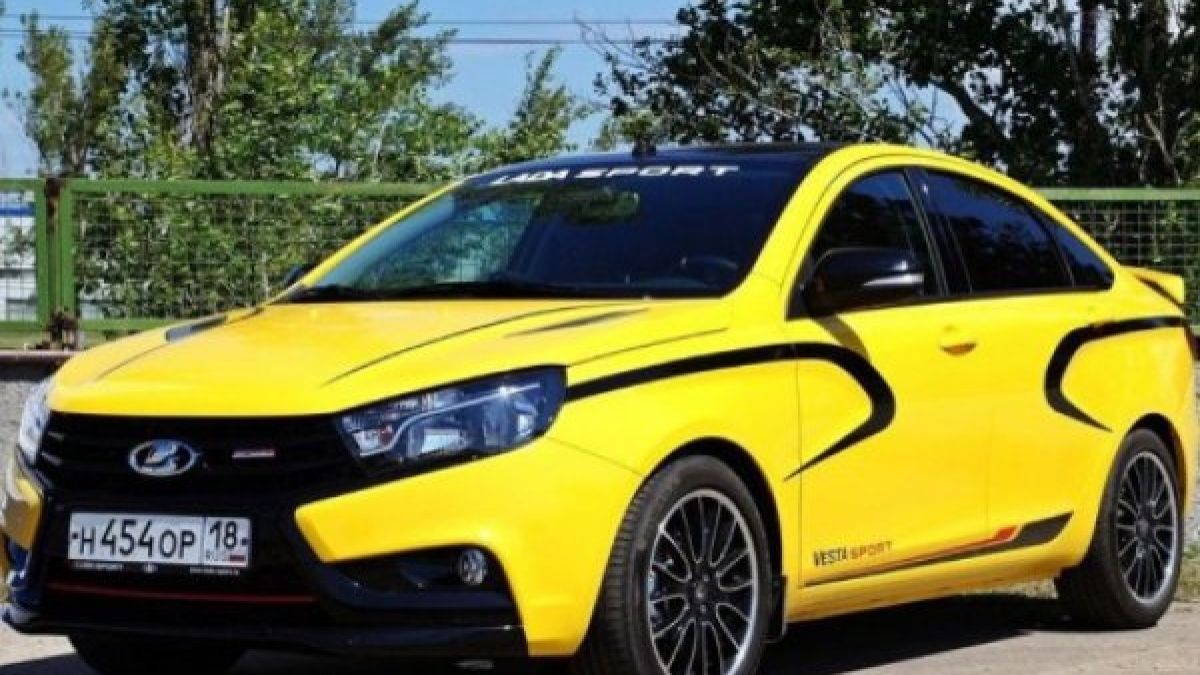 Най-спортната Lada вече не e тайна (СНИМКИ)