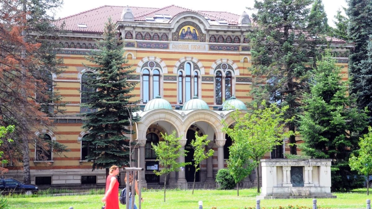 Светият синод с важно решение за новия патриарх