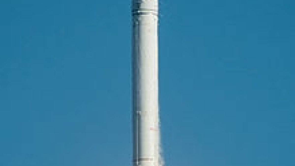 Индия изстреля ракета с 20 спътника на борда