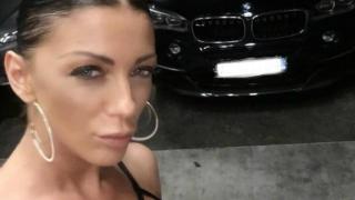 Емануела подкара нов звяр