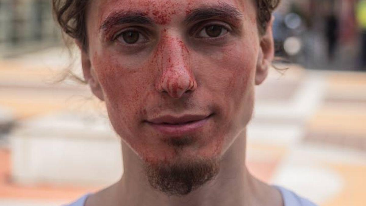 Веганът Никола Донев със зловеща закана пред БЛИЦ: Този път "Витошка" ще плувне в кръв като река (СНИМКИ 18+)