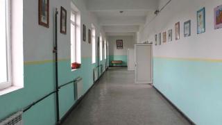 МОН обяви датите за изпитите и ваканциите на учениците през новата учебна година (ГРАФИК)