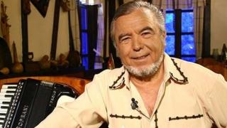 Пак блеснахме пред света: Хисарския поп ще пее за Гинес