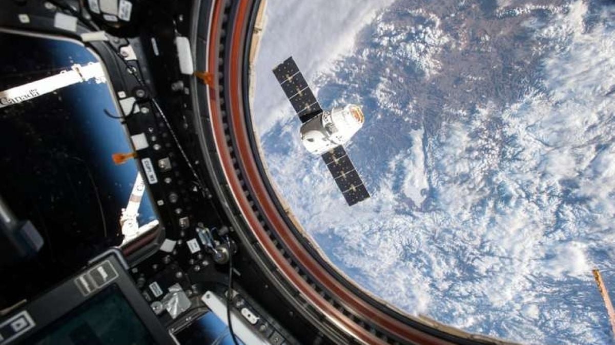 SpaceX върна на Земята научни експерименти за пътуването до Марс (ВИДЕО)