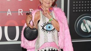 88-годишна блогърка стана звезда на наградите на MTV (СНИМКИ)
