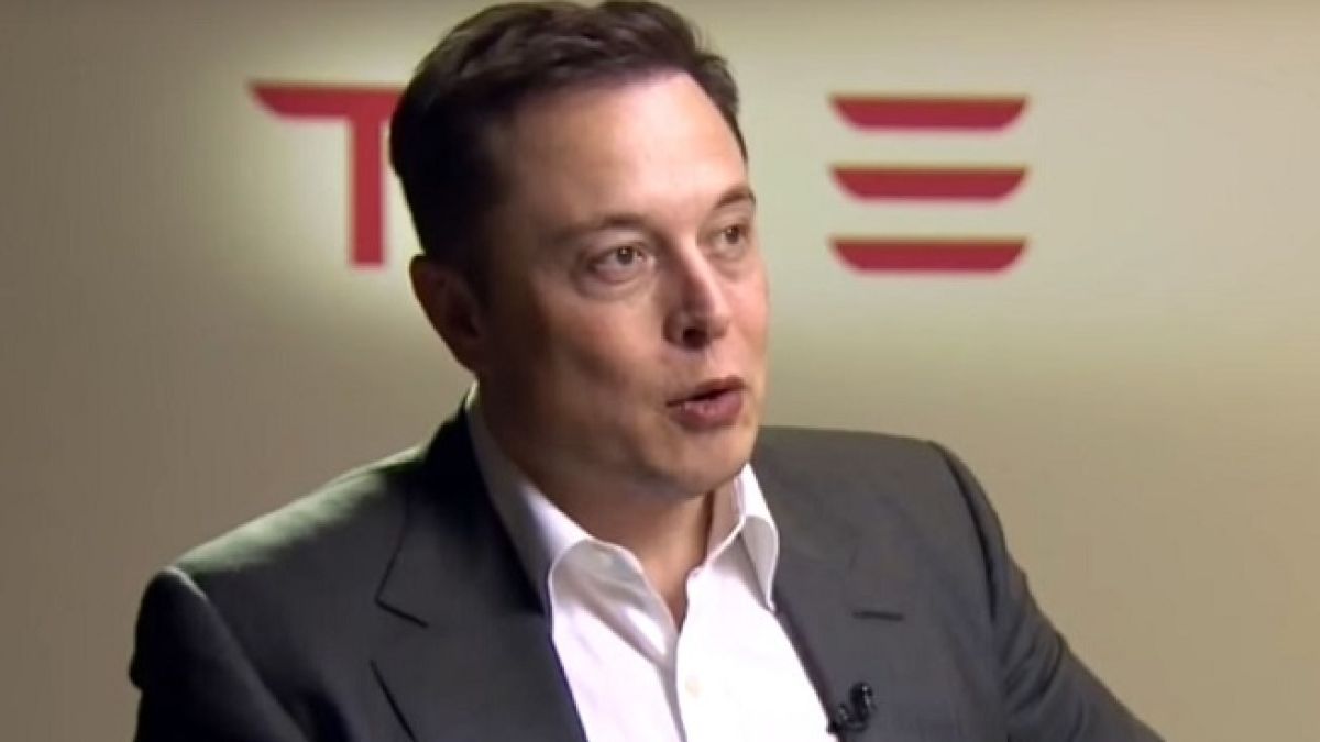 Tesla със зелена светлина за покупката на SolarCity