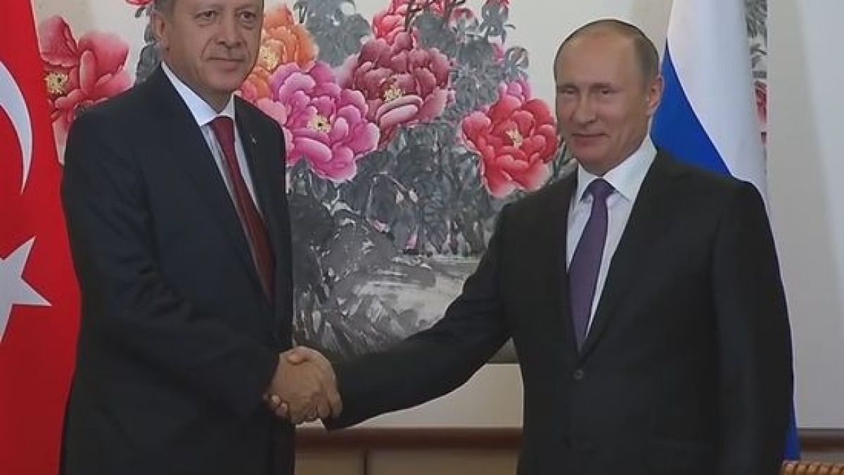 Путин пуска шеги на срещата с Ердоган (ВИДЕО)