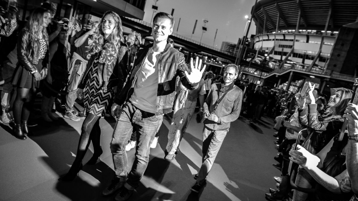 Armin van Buuren превръща Арена Армеец в най-големия клуб в Европа