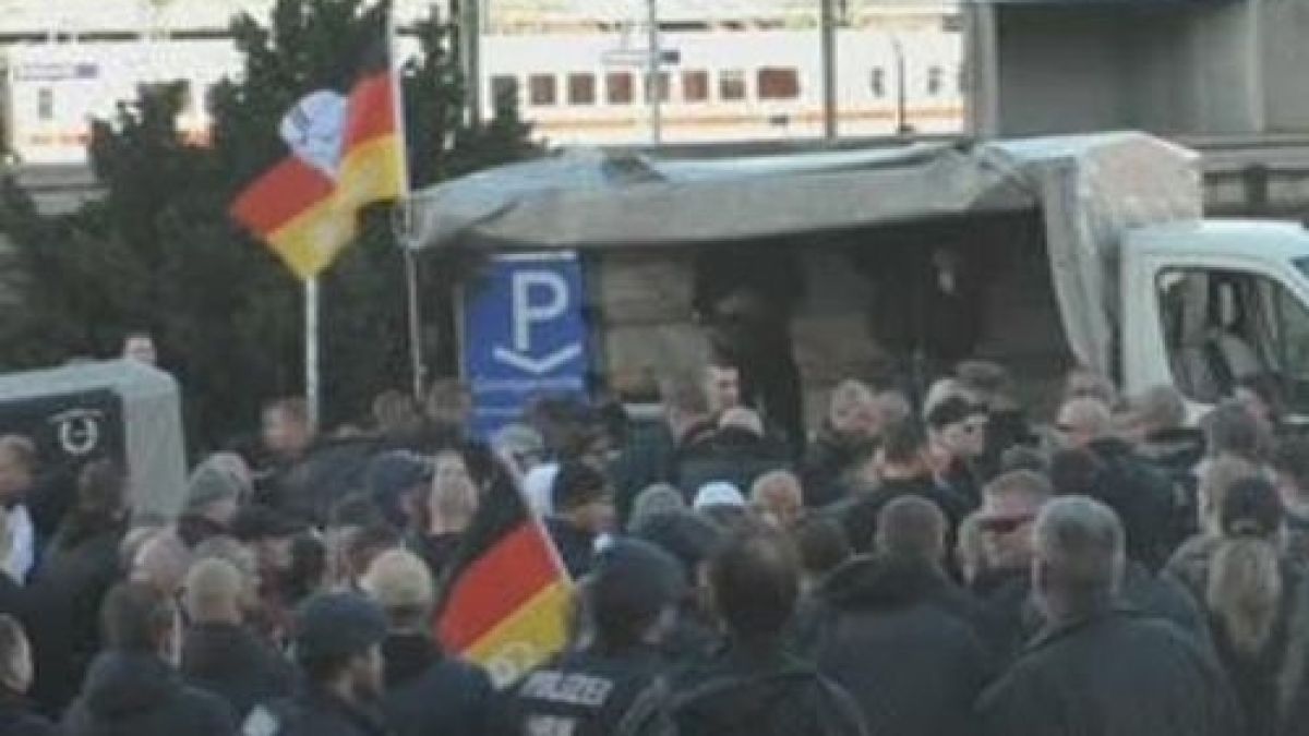 НАТО вън: в Берлин хиляди протестираха против войната (ВИДЕО)   