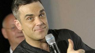 Роби Уилямс призна защо вече не може да движи челото си
