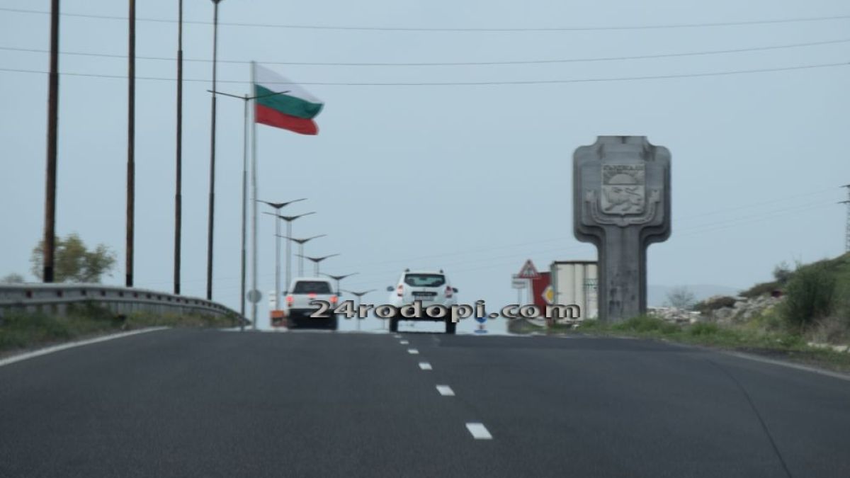 Внучка тръгна да кара баба си в болница, но се случи нещо ужасно