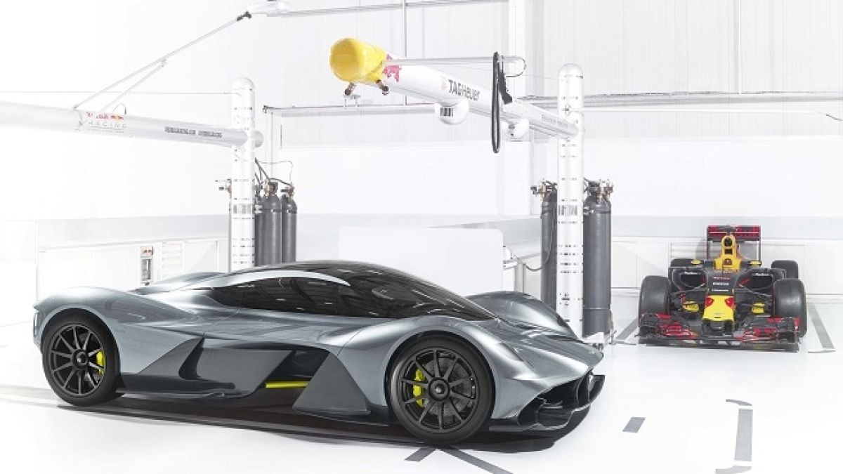 Хипер автомобилът AM-RB 001 ще взима 0-320 км/ч за около 10 секунди (ВИДЕО)