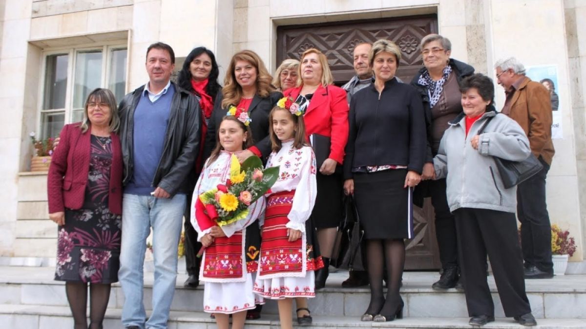 Илияна Йотова: Авантюристично е изказването на премиера, че териториалната ни цялост е заплашена