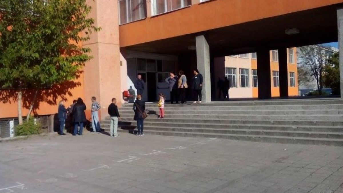Страх от вендета тресе "Столипиново" след бой между третокласници