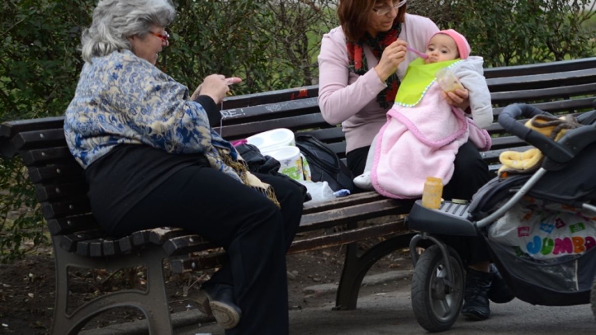 Може ли да се получават едновременно наследствена пенсия и помощ за пенсиониране 