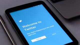 И таз добра! Няма да повярвате чий профил блокира Twitter
