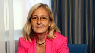 Проф. Кожухарова тревожно: Анализите показват, че К-19 удря...