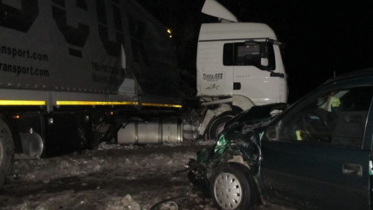 Тежка катастрофа с двама ранени на пътя за Гърция край Гоце Делчев