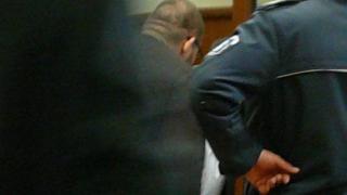 От последните минути! Съдът взе окончателно решение за Божо Кравата 
