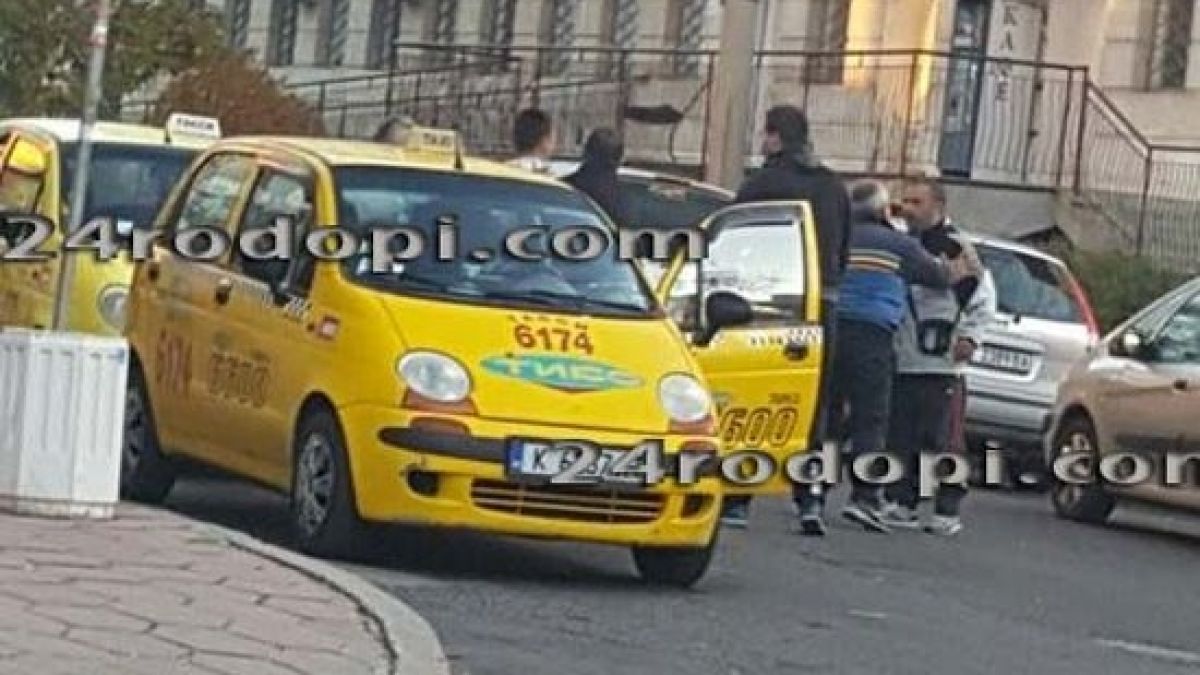 Кърваво зрелище и брутални сцени в центъра на Кърджали! (СНИМКА)