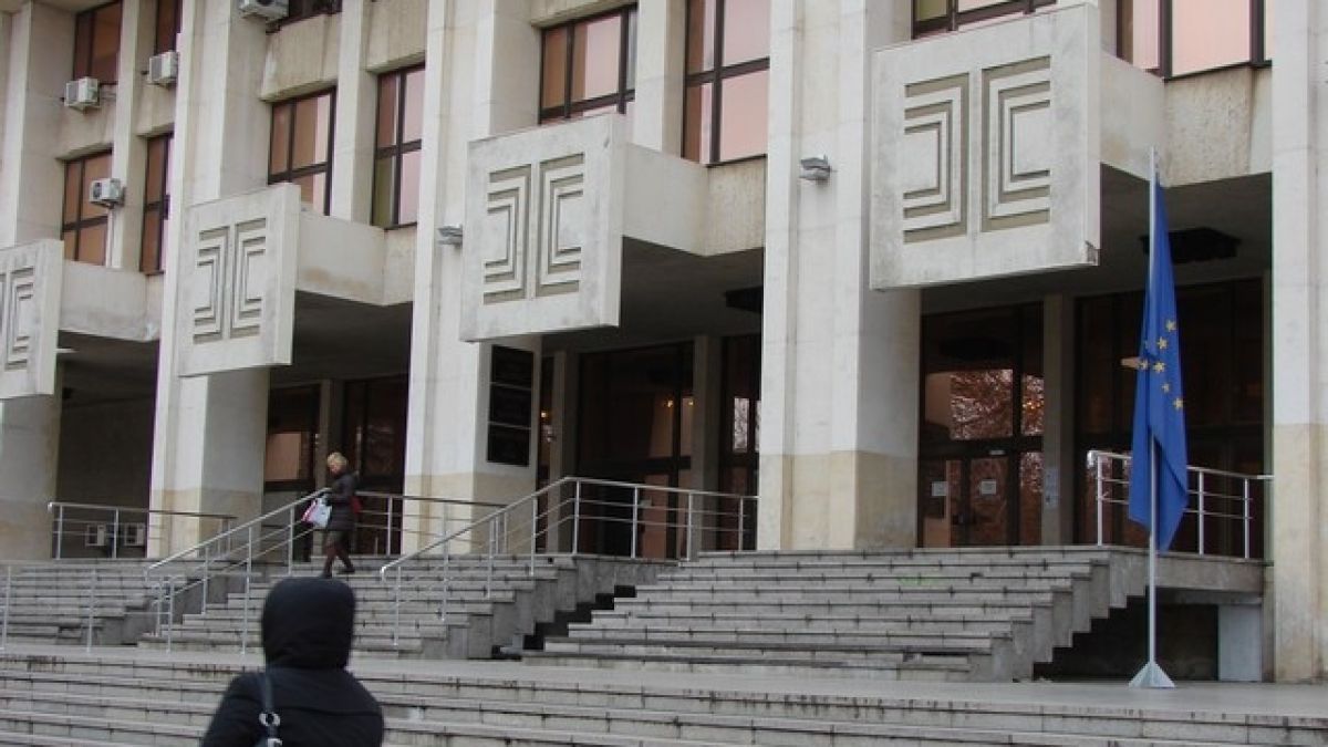Връщаме на Англия извратен пастор - изнасилвал и снимал деца