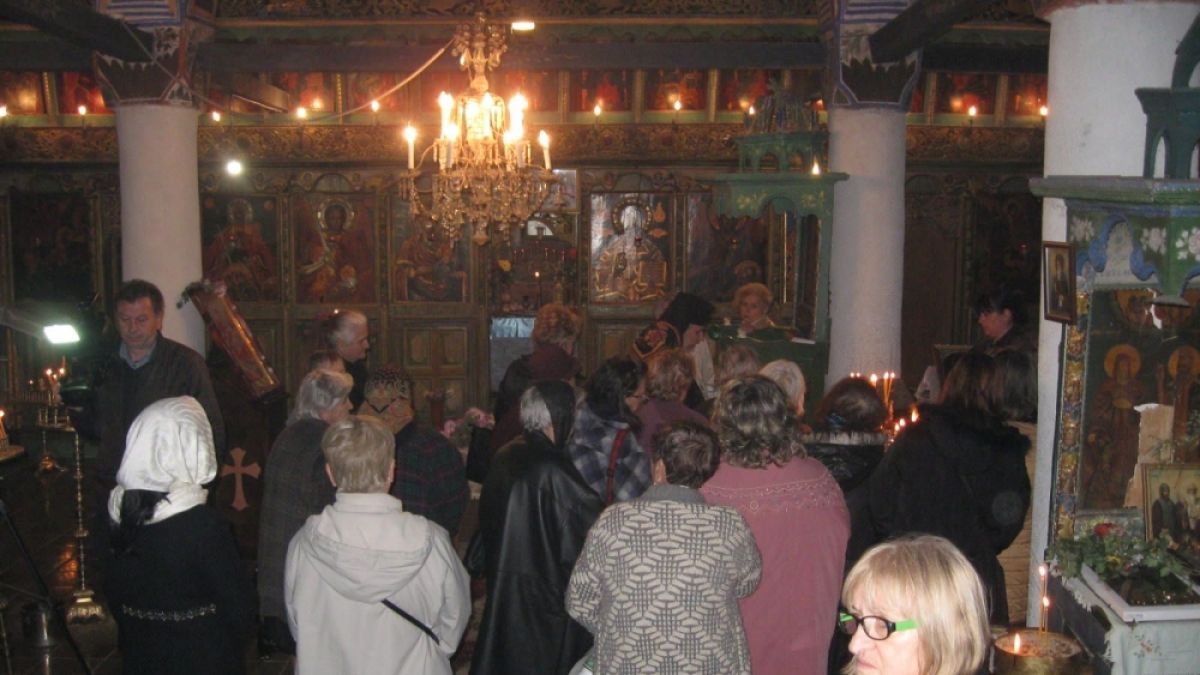 170 години храмът „Св. Архангел Михаил”, построен върху блато, дава утеха на миряните