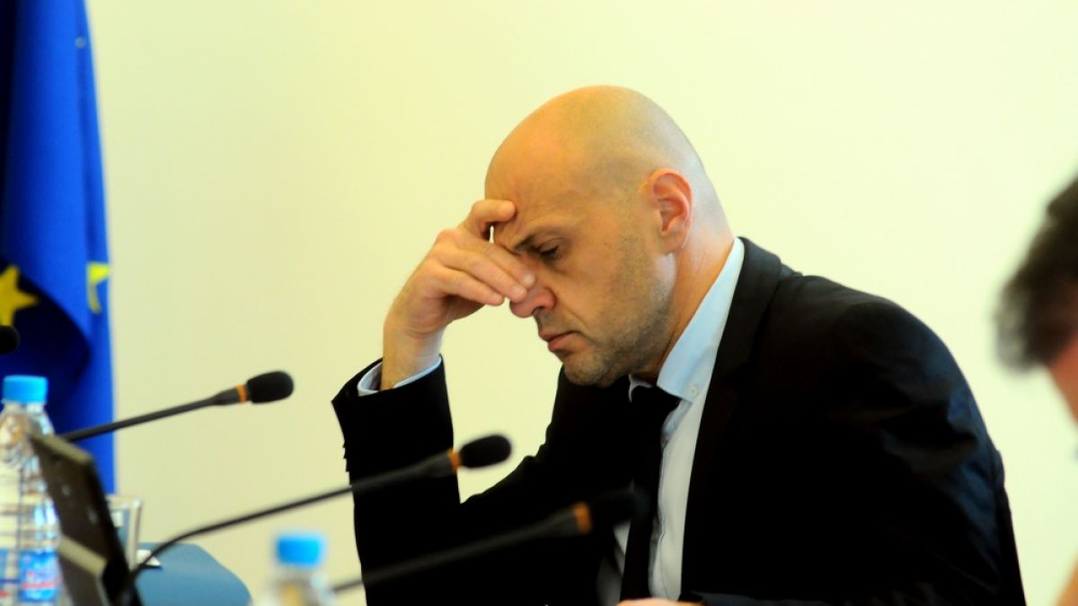 Ройтерс забърка голям скандал с Томислав Дончев относно позицията ни по "Скрипал"!