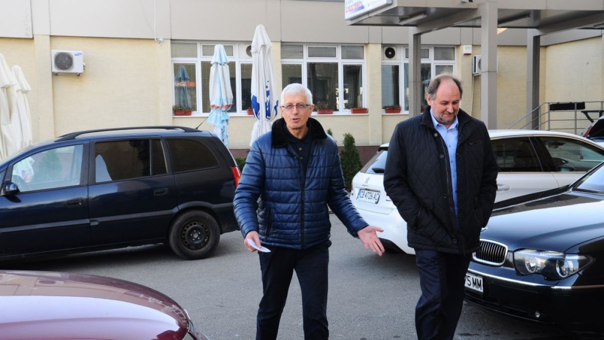 Румен Овчаров изнагля: Други били виновни за АЕЦ "Белене", а той разбрал от US-посолството, че има дело срещу него (СНИМКИ)
