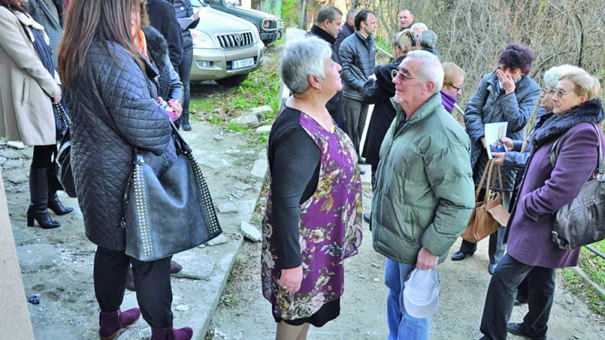 „Ясновидката на елита” Стоянка Митева пред "ШОУ": Министърка дойде да ме пита как да забременее от... премиера