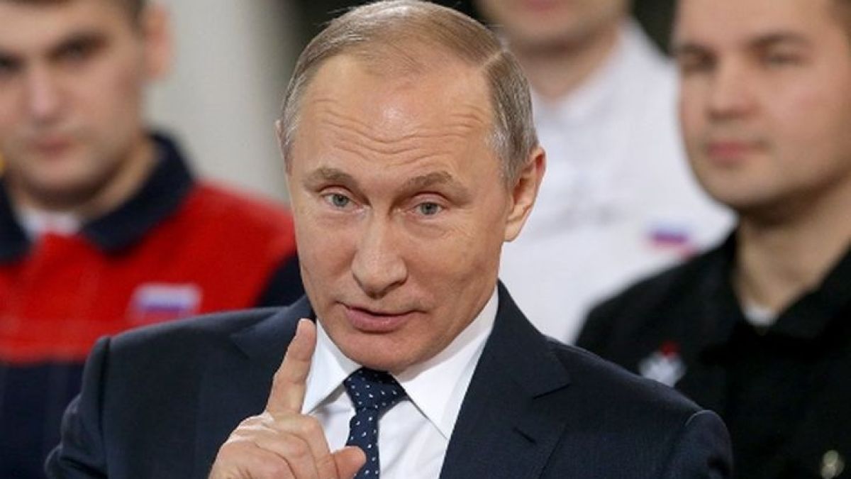 Ексклузивно в БЛИЦ: Путин разкри какво ще прави, когато излезе от политиката