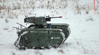 Първи изпитания на военния робот THeMIS ADDER