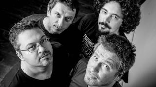 DER HUNDS представят България на престижния европейски фестивал Eurosonic-Noorderslag в Грьонинген, Холандия