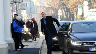 Извънредно в БЛИЦ! Спешна операция спря министър от кабинета "Борисов" за президентската клетва на Румен Радев! (СНИМКИ)