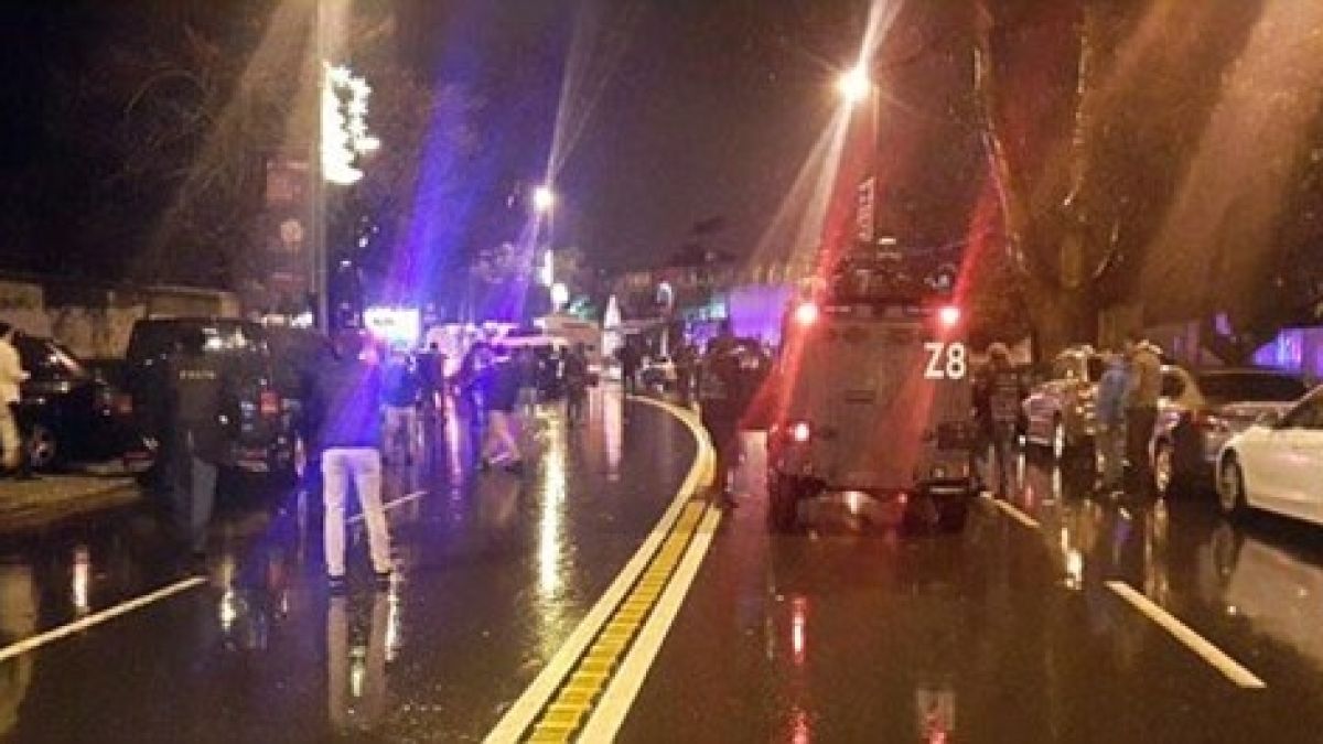 Шокиращи подробности за клането на кървавия Дядо Коледа в клуба в Истанбул (ВИДЕО)